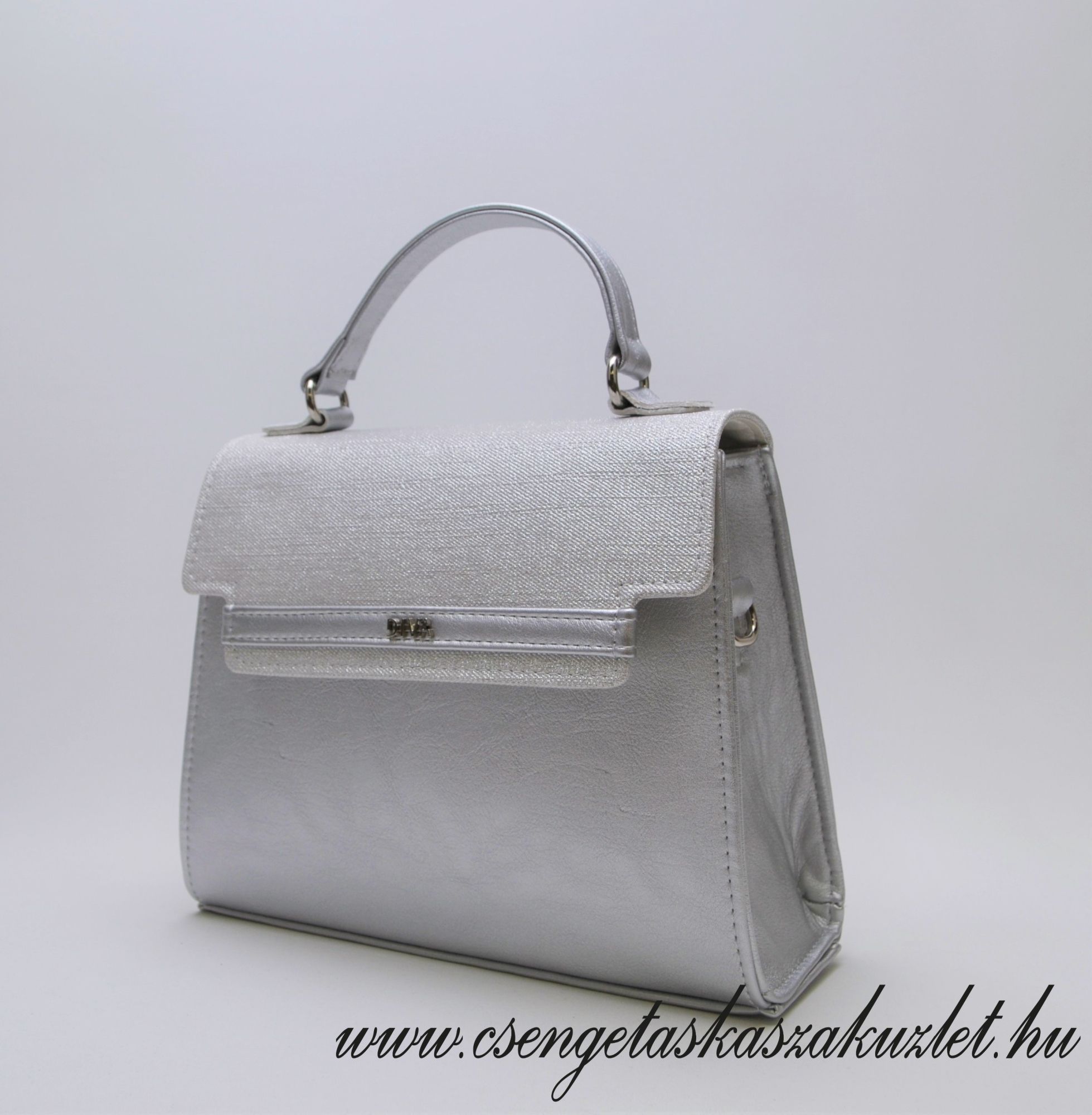 Diva ezüstszínű női táska